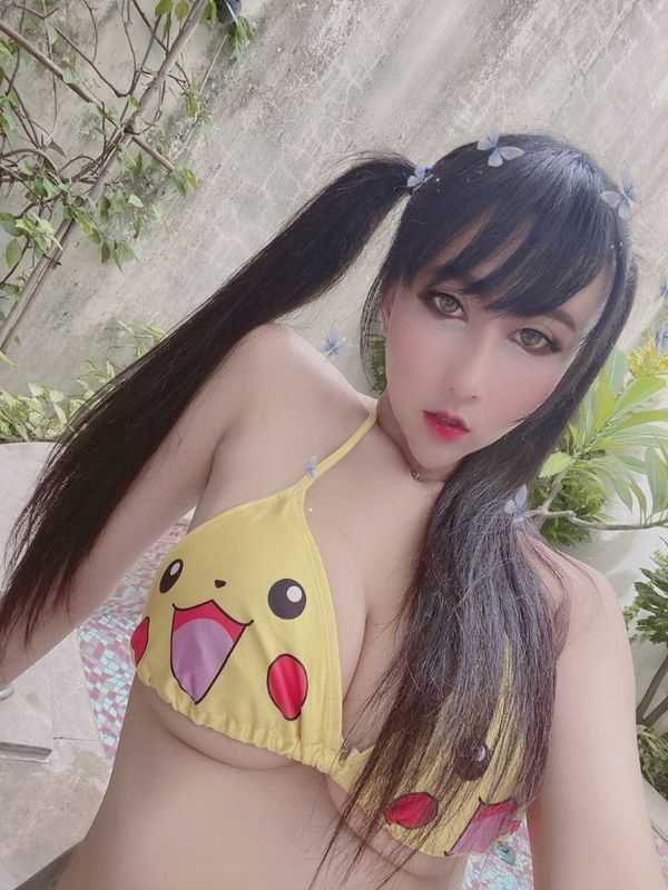 同学的处女女友：雅婷